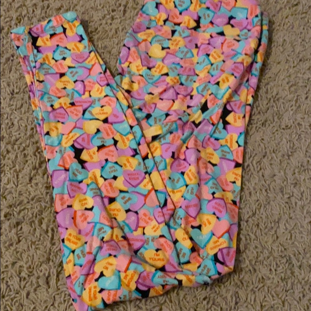 Lularoe valentine leggings